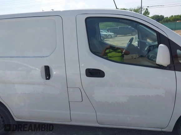 2020 Nissan NV200 Compact Cargo SV with VIN 3N6CM0KN6LK694679, listed as a IAAI auction lot 42060243 with 55,811 mi miles. Bid and sale history available at carsss.com. Image 13.