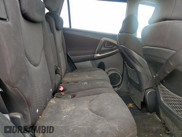 2008 Toyota RAV4 Sport with VIN JTMZD32V386055590, listed as a Copart auction lot 58217335 with 133,781 mi miles and Salvage title. Bid and sale history available at DreamBid. Image 11.