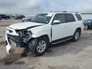2020 Toyota 4Runner SR5 with VIN JTEZU5JR1L5219414, listed as a IAAI auction lot 42499908 with 28,457 mi miles and . Bid and sale history available at DreamBid. Image 18.