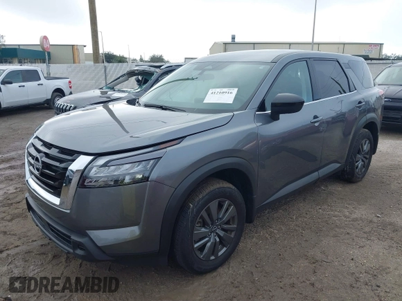 2024 Nissan Pathfinder S with VIN 5N1DR3AAXRC273423, listed as a IAAI auction lot 41210916 with 9,831 mi miles and . Bid and sale history available at DreamBid. Image 2.