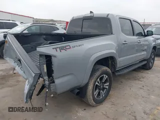 2018 Toyota Tacoma SR5 with VIN 5TFAZ5CNXJX065431, listed as a IAAI auction lot 41491056 with 39,024 mi miles and . Bid and sale history available at DreamBid. Image 4.