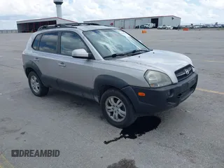 2006 Hyundai Tucson GLS with VIN KM8JN72D66U306292, listed as a IAAI auction lot 42609103 with 158,943 mi miles and . Bid and sale history available at DreamBid. Image 1.