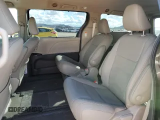 2018 Toyota Sienna XLE with VIN 5TDDZ3DC2JS190590, listed as a Copart auction lot 47596445 with 55,789 mi miles and Salvage Title. Bid and sale history available at carsss.com. Image 11.