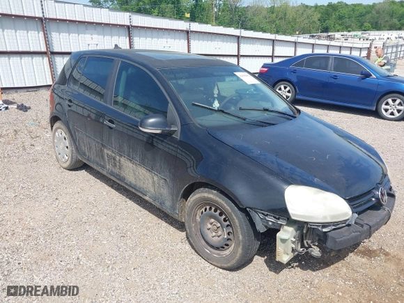 2008 Volkswagen Rabbit S with VIN WVWDA71K88W155816, listed as a IAAI auction lot 42035852 with 211,848 mi miles. Bid and sale history available at carsss.com. Image 1.