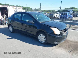 2010 Nissan Sentra S z VIN 3N1AB6AP0AL716868, wystawiony jako IAAI lot #42253042 z przebiegiem 277 173 mil mil oraz . Historia ofert i sprzedaży dostępna na DreamBid. Obrazek 1.