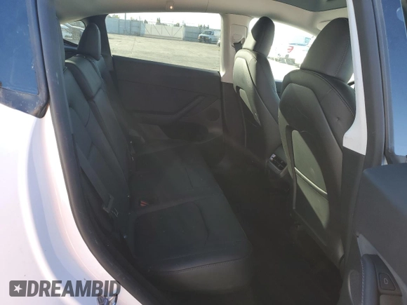 2025 Tesla Model Y Long Range with VIN 7SAYGDEDXSF228371, listed as a Copart auction lot 43925575 with 2,848 mi miles and Salvage Title. Bid and sale history available at DreamBid. Image 10.