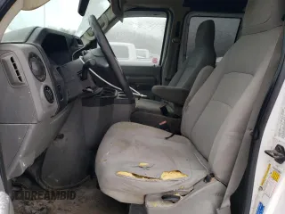 2012 Ford Econoline Cargo Super Duty Commercial z VIN 1FTSS3EL8CDA08478, wystawiony jako Copart lot #86167844 z przebiegiem 199 398 mil mil oraz Czysty tytuł • Clean title. Historia ofert i sprzedaży dostępna na DreamBid. Obrazek 7.