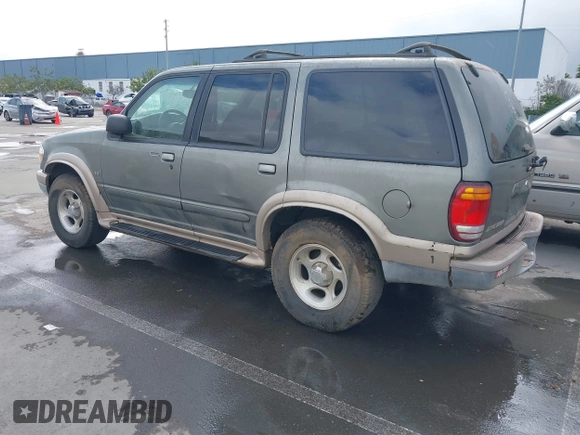 1999 Ford Explorer XLT с VIN 1FMZU35P0XZB78284, выставлен на аукционе IAAI как лот 41510875 с пробегом 231 923 миль миль и . История ставок и продаж доступна на DreamBid. Изображение 3.