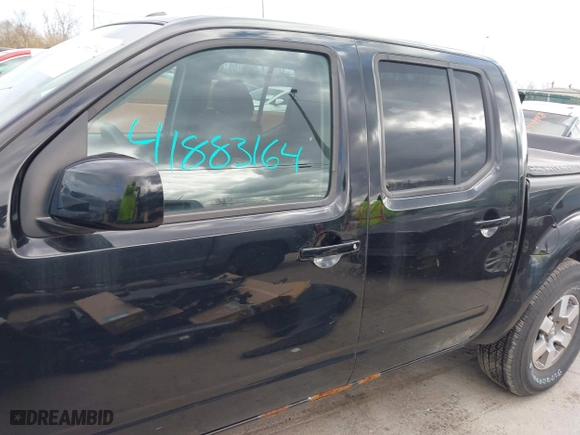 2009 Nissan Frontier SE with VIN 1N6AD07U09C404023, listed as a IAAI auction lot 41883164 with 100,724 mi miles. Bid and sale history available at carsss.com. Image 15.