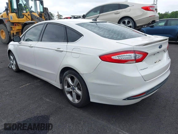 2016 Ford Fusion SE с VIN 3FA6P0HDXGR341001, выставлен на аукционе IAAI как лот 42220300 с пробегом 147 933 миль миль и . История ставок и продаж доступна на DreamBid. Изображение 3.