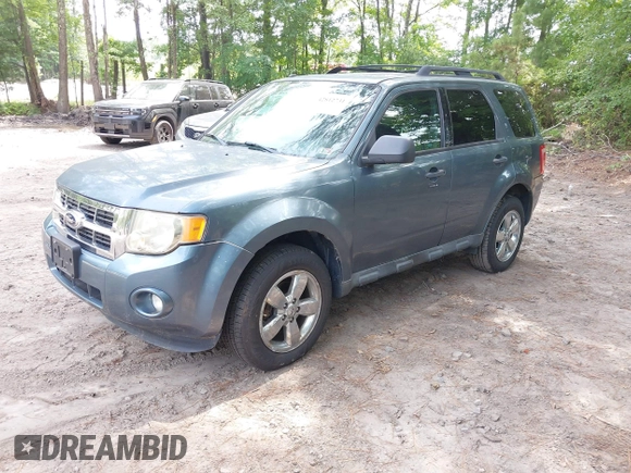 2012 Ford Escape XLT z VIN 1FMCU9DG9CKC73956, wystawiony jako IAAI lot #42812731 z przebiegiem 138 403 mil mil oraz . Historia ofert i sprzedaży dostępna na DreamBid. Obrazek 2.