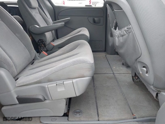 2006 Chrysler Town & Country LWB Touring with VIN 2A8GP54L56R822005, listed as a IAAI auction lot 41663276 with 197,853 mi miles. Bid and sale history available at carsss.com. Image 8.