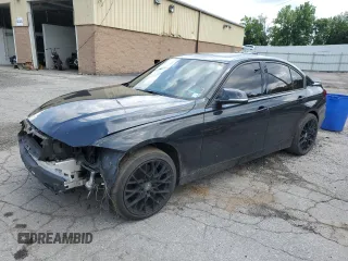 2013 BMW 3 Series 328i xDrive z VIN WBA3B5C51DF593458, wystawiony jako Copart lot #64755635 z przebiegiem 88 820 mil mil oraz Szkoda całkowita • Salvage title. Historia ofert i sprzedaży dostępna na DreamBid. Obrazek 1.
