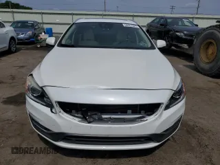 2015 Volvo V60 z VIN YV1612SD5F1202932, wystawiony jako Copart lot #56551523 z przebiegiem 83 417 mil mil oraz . Historia ofert i sprzedaży dostępna na DreamBid. Obrazek 5.