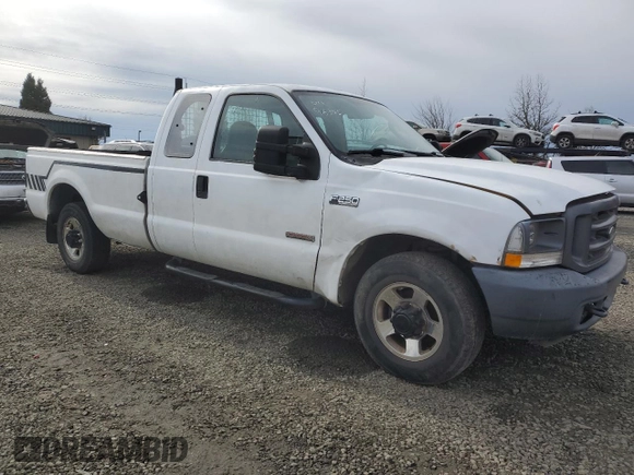 2004 Ford F-250 XL with VIN 1FTNX20P54EC93333, listed as a Copart auction lot 46504895 with 195,189 mi miles and Clean title. Bid and sale history available at DreamBid. Image 4.