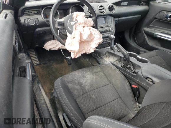 2017 Ford Mustang V6 с VIN 1FA6P8AM7H5289484, выставлен на аукционе Copart как лот 45573175 с пробегом 52 590 миль миль и Списание • Salvage title. История ставок и продаж доступна на DreamBid. Изображение 8.