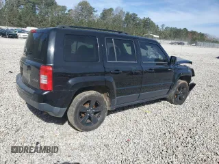 2015 Jeep Patriot Altitude z VIN 1C4NJRBB9FD347740, wystawiony jako Copart lot #48906625 z przebiegiem 105 310 mil mil oraz Szkoda całkowita • Salvage title. Historia ofert i sprzedaży dostępna na DreamBid. Obrazek 3.