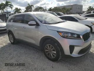 2020 Kia Sorento LX z VIN 5XYPG4A31LG633261, wystawiony jako Copart lot #82196714 z przebiegiem 214 220 mil mil oraz Szkoda całkowita • Salvage title. Historia ofert i sprzedaży dostępna na DreamBid. Obrazek 4.