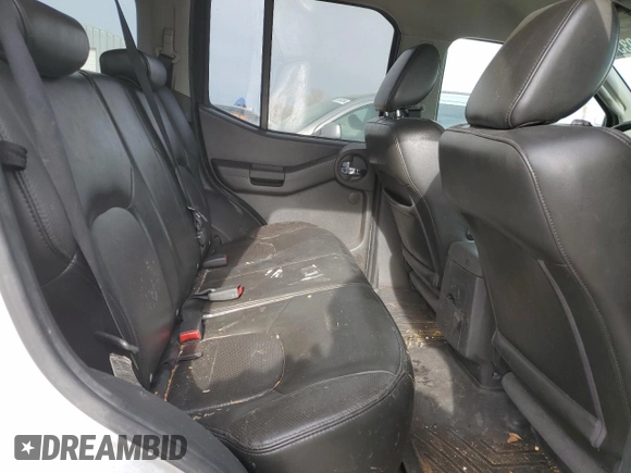 2010 Nissan Xterra SE z VIN 5N1AN0NW5AC503554, wystawiony jako Copart lot #85569334 z przebiegiem 228 072 mil mil oraz Czysty tytuł • Clean title. Historia ofert i sprzedaży dostępna na DreamBid. Obrazek 10.
