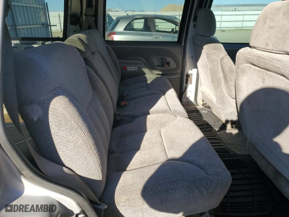 1997 Chevrolet Tahoe Limited with VIN 1GNEC13R1VJ316948, listed as a Copart auction lot 41904885 with 161,669 mi miles and Salvage Title. Bid and sale history available at carsss.com. Image 11.