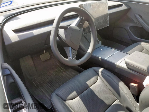 2025 Tesla Model 3 Long Range z VIN 5YJ3E1EA0SF878134, wystawiony jako Copart lot #59854975 z przebiegiem Nie podano mil oraz Szkoda całkowita • Salvage title. Historia ofert i sprzedaży dostępna na DreamBid. Obrazek 8.