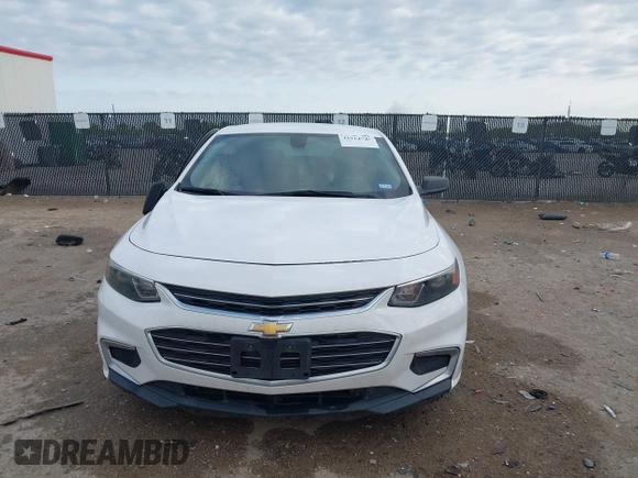 2016 Chevrolet Malibu LS z VIN 1G1ZB5ST6GF303726, wystawiony jako IAAI lot #41914748 z przebiegiem 159 416 mil mil oraz . Historia ofert i sprzedaży dostępna na DreamBid. Obrazek 11.