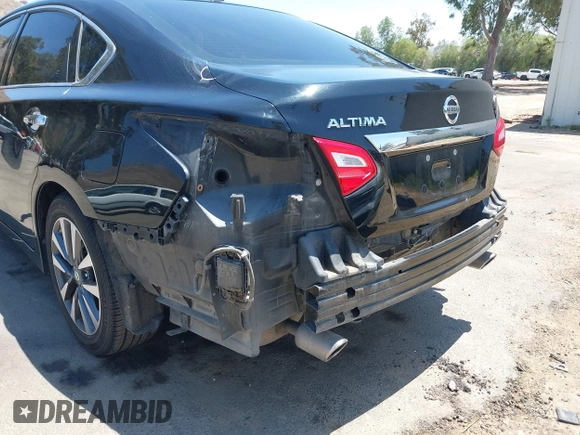 2017 Nissan Altima SV with VIN 1N4AL3AP7HC224570, listed as a IAAI auction lot 42620176 with 81,032 mi miles and . Bid and sale history available at DreamBid. Image 18.