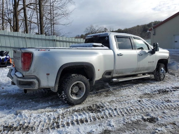 2020 Chevrolet Silverado 3500HD LTZ with VIN 1GC4YUEY9LF206581, listed as a Copart auction lot 44135545 with 74,152 mi miles and Salvage Title. Bid and sale history available at carsss.com. Image 3.