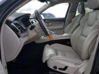 2021 Volvo XC90 Inscription with VIN YV4A22PLXM1678648, listed as a Copart auction lot 46236065 with 39,867 mi miles and Salvage title. Bid and sale history available at DreamBid. Image 7.