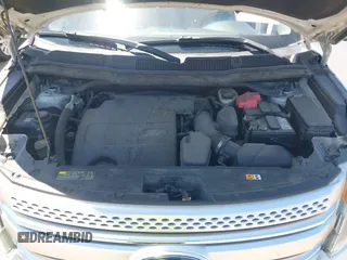 2011 Ford Explorer XLT with VIN 1FMHK8D83BGA65734, listed as a IAAI auction lot 42203640 with 184,923 mi miles and . Bid and sale history available at carsss.com. Image 10.