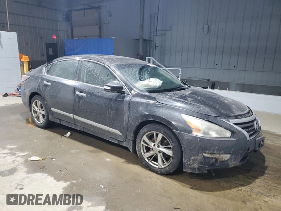 2015 Nissan Altima SV with VIN 1N4AL3AP8FC165767, listed as a Copart auction lot 85513954 with 297,751 mi miles and Salvage Title. Bid and sale history available at DreamBid. Image 4.