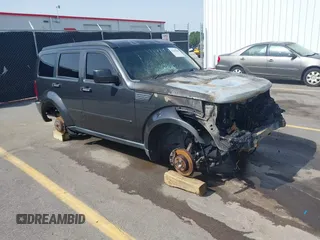 2011 Dodge Nitro Heat z VIN 1D4PT4GX1BW506231, wystawiony jako IAAI lot #42259663 z przebiegiem 179 355 mil mil oraz . Historia ofert i sprzedaży dostępna na DreamBid. Obrazek 1.