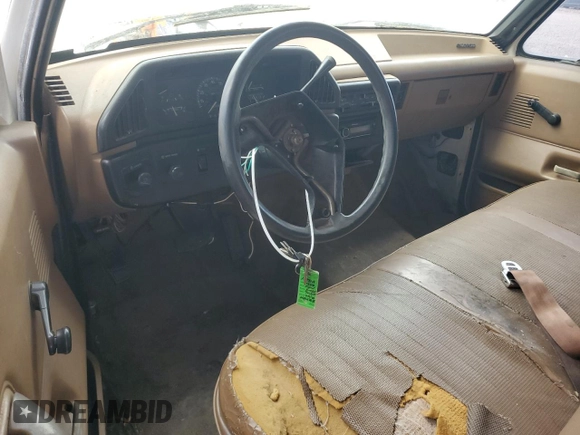 1988 Ford F-150 with VIN 1FTDF15Y2JNA12868, listed as a Copart auction lot 64960344 with 240,079 mi miles and Clean Title. Bid and sale history available at carsss.com. Image 8.