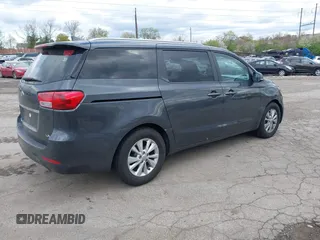 2017 Kia Sedona LX with VIN KNDMB5C14H6239766, listed as a IAAI auction lot 42049371 with 105,101 mi miles. Bid and sale history available at carsss.com. Image 4.
