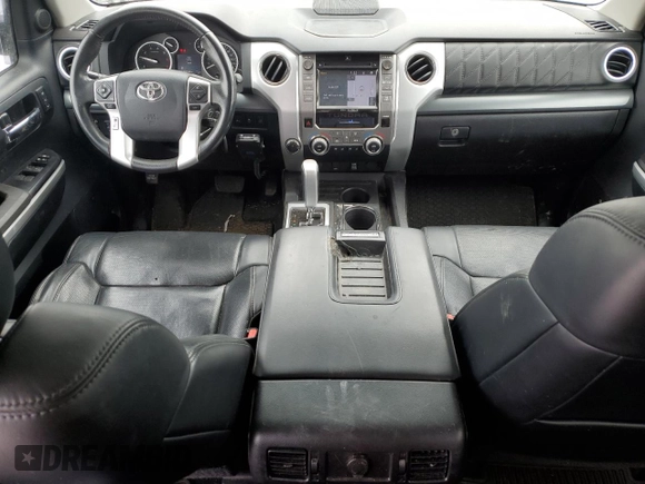 2015 Toyota Tundra Platinum z VIN 5TFAY5F13FX439364, wystawiony jako Copart lot #51660595 z przebiegiem 140 744 mil mil oraz Szkoda całkowita • Salvage title. Historia ofert i sprzedaży dostępna na DreamBid. Obrazek 8.
