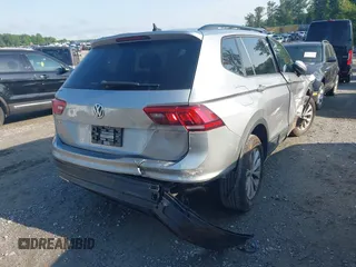 2020 Volkswagen Tiguan S с VIN 3VV1B7AX2LM103166, выставлен на аукционе IAAI как лот 42474802 с пробегом 56 580 миль миль и . История ставок и продаж доступна на DreamBid. Изображение 4.