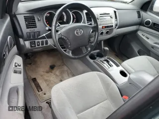 2011 Toyota Tacoma with VIN 5TFTX4CN2BX009364, listed as a Copart auction lot 60196985 with 286,840 mi miles and Clean title. Bid and sale history available at DreamBid. Image 8.