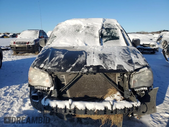 2014 Chrysler Town & Country Touring with VIN 2C4RC1BG7ER300744, listed as a Copart auction lot 37990234 with 111,952 mi miles and Salvage Title. Bid and sale history available at carsss.com. Image 5.