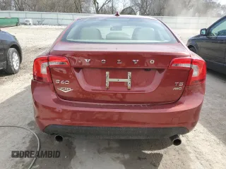 2013 Volvo S60 T5 z VIN YV1612FH0D2186739, wystawiony jako Copart lot #54412185 z przebiegiem 66 002 mil mil oraz Czysty tytuł • Clean title. Historia ofert i sprzedaży dostępna na DreamBid. Obrazek 6.