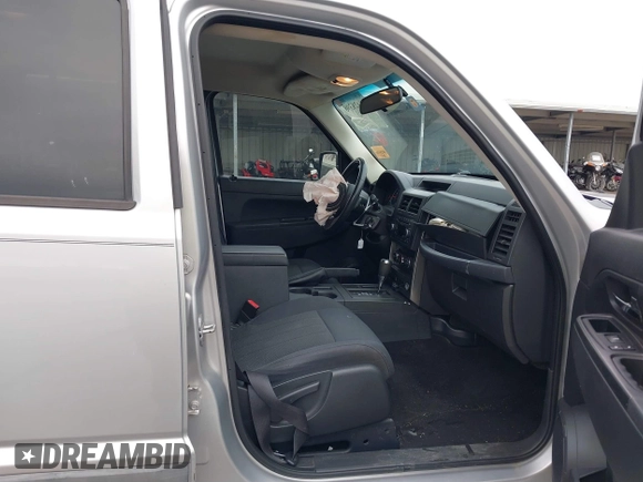 2011 Jeep Liberty Sport Jet with VIN 1J4PP2GK6BW536880, listed as a IAAI auction lot 41428398 with 117,376 mi miles and . Bid and sale history available at DreamBid. Image 5.