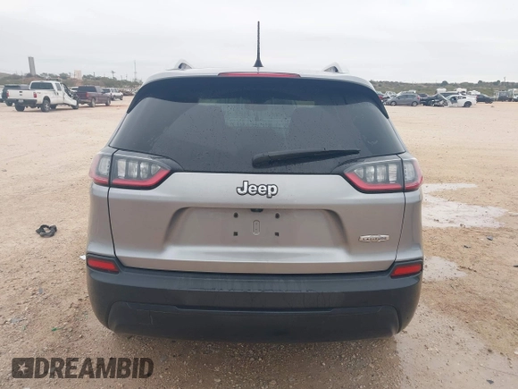 2021 Jeep Cherokee Latitude with VIN 1C4PJLCB7MD134643, listed as a IAAI auction lot 40922669 with 58,217 mi miles. Bid and sale history available at carsss.com. Image 16.