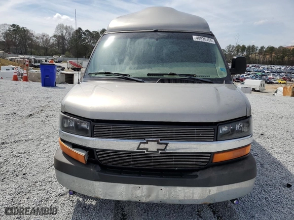 2004 Chevrolet Express Passenger with VIN 1GBFG15TX41155433, listed as a Copart auction lot 48826455 with 327,969 mi miles and Salvage Title. Bid and sale history available at carsss.com. Image 5.