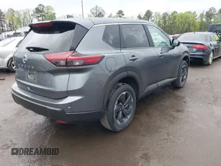 2025 Nissan Rogue SV with VIN 5N1BT3BA6SC817137, listed as a IAAI auction lot 42028063 with 3,742 mi miles and . Bid and sale history available at DreamBid. Image 4.