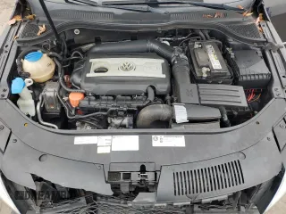 2013 Volkswagen CC Sport with VIN WVWBP7ANXDE513000, listed as a Copart auction lot 84516884 with 132,485 mi miles and Clean Title. Bid and sale history available at carsss.com. Image 11.
