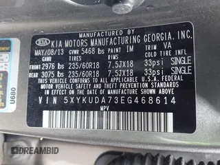 2014 Kia Sorento EX with VIN 5XYKUDA73EG468614, listed as a IAAI auction lot 41721133 with 114,297 mi miles. Bid and sale history available at carsss.com. Image 9.