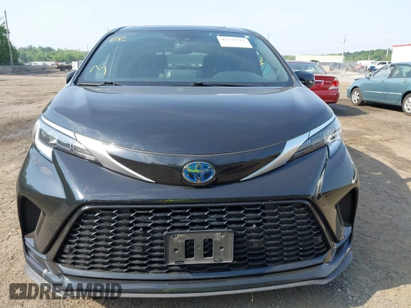2022 Toyota Sienna XSE with VIN 5TDDRKEC8NS079069, listed as a IAAI auction lot 42231512 with 121,494 mi miles and . Bid and sale history available at DreamBid. Image 12.