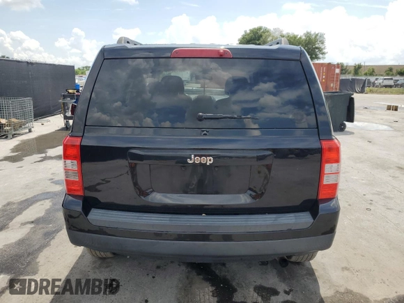 2015 Jeep Patriot Sport z VIN 1C4NJPBBXFD203960, wystawiony jako Copart lot #57860435 z przebiegiem 239 164 mil mil oraz Szkoda całkowita • Salvage title. Historia ofert i sprzedaży dostępna na DreamBid. Obrazek 6.