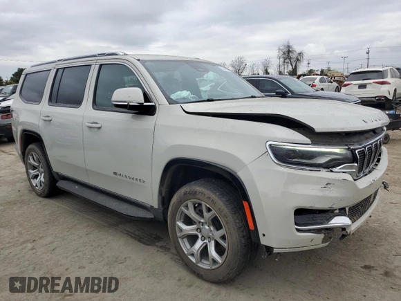 2022 Jeep Wagoneer Series II с VIN 1C4SJVBT0NS142550, выставлен на аукционе Copart как лот 53844065 с пробегом 30 241 миль миль и Списание • Salvage title. История ставок и продаж доступна на DreamBid. Изображение 4.