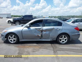 2013 Hyundai Genesis 3.8L with VIN KMHGC4DD1DU256345, listed as a IAAI auction lot 42187431 with 117,528 mi miles and . Bid and sale history available at DreamBid. Image 14.