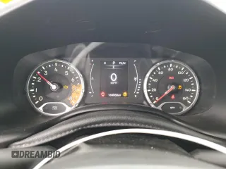 2017 Jeep Renegade Latitude with VIN ZACCJABB5HPF30386, listed as a Copart auction lot 46129335 with 169,868 mi miles and Salvage Title. Bid and sale history available at carsss.com. Image 9.